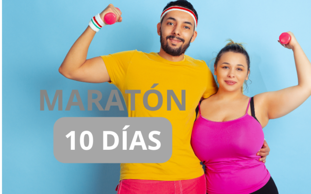 oven-pareja-bastante-caucasica-ropa-brillante-formacion-espacio-azul-concepto-deporte-emociones-humanas-expresion-estilo-vida-saludable-relacion-familia